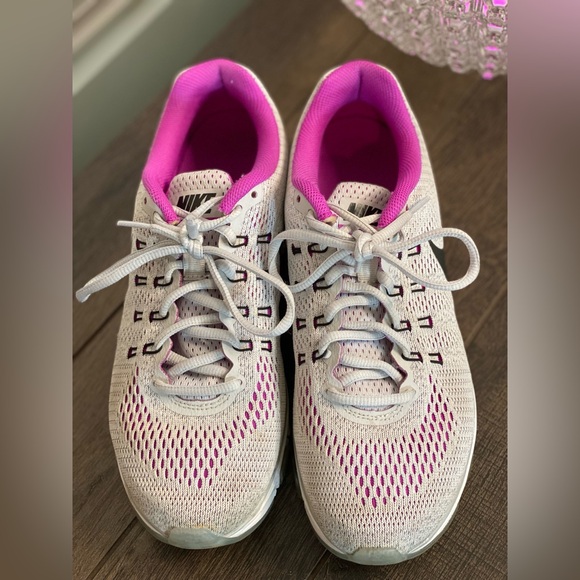 Nike Air Max Tailwind Running Shoes - Picture 5 of 15